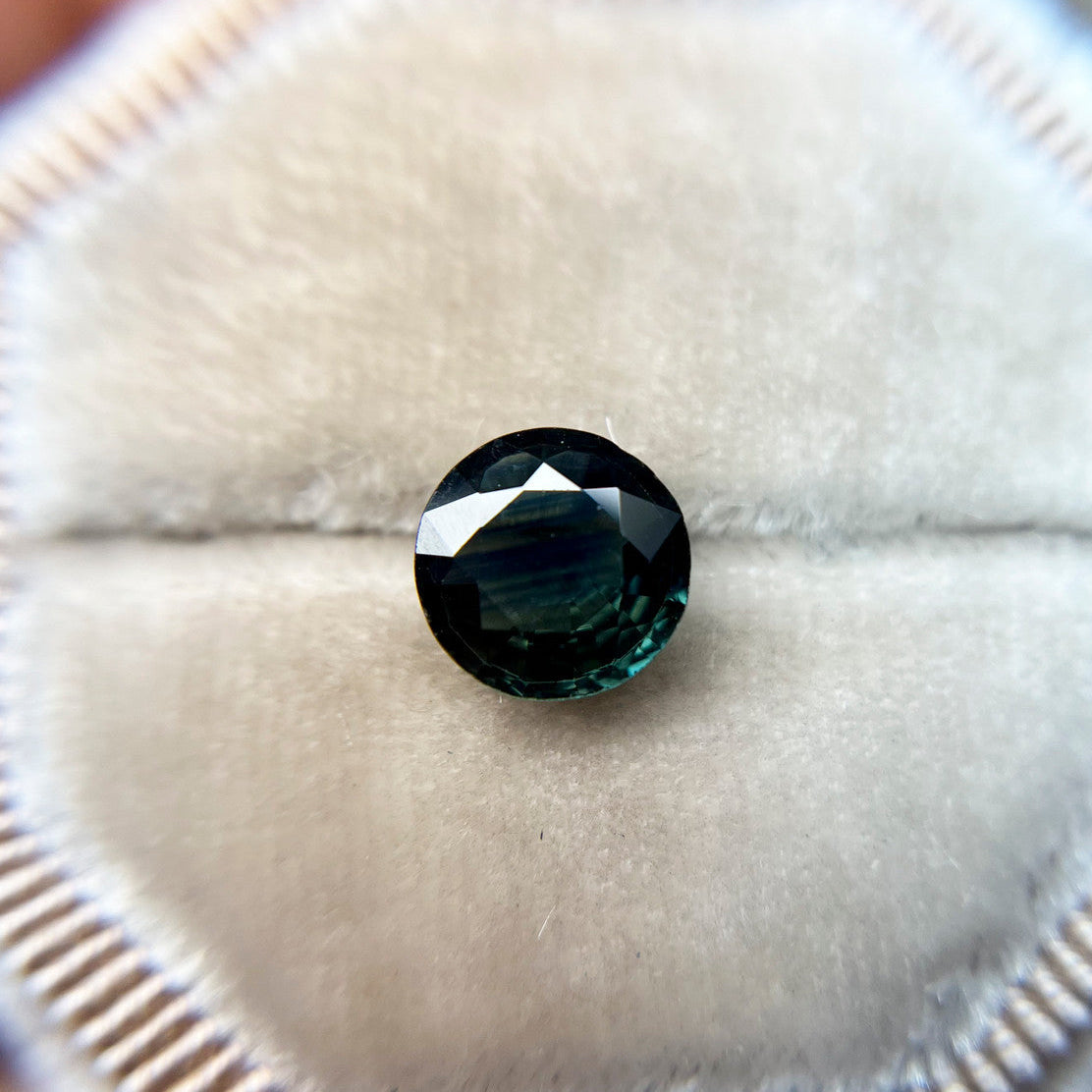 Large Deep Teal Montana Sapphire