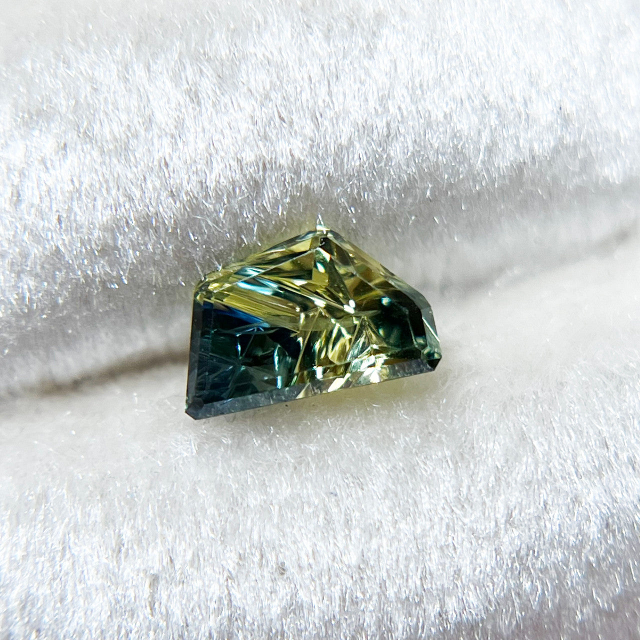 Parti Color Teal Lime Sapphire Freeform Dreamscape™ Cut by John Dyer
