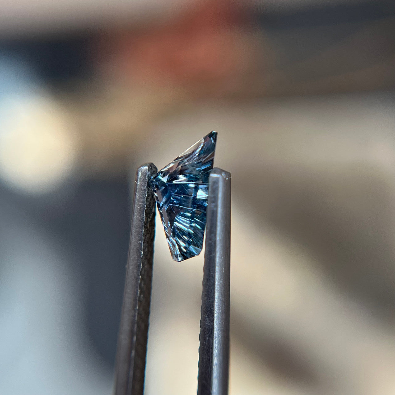Cornflower Blue Sapphire Freeform Dreamscape™ Cut by John Dyer