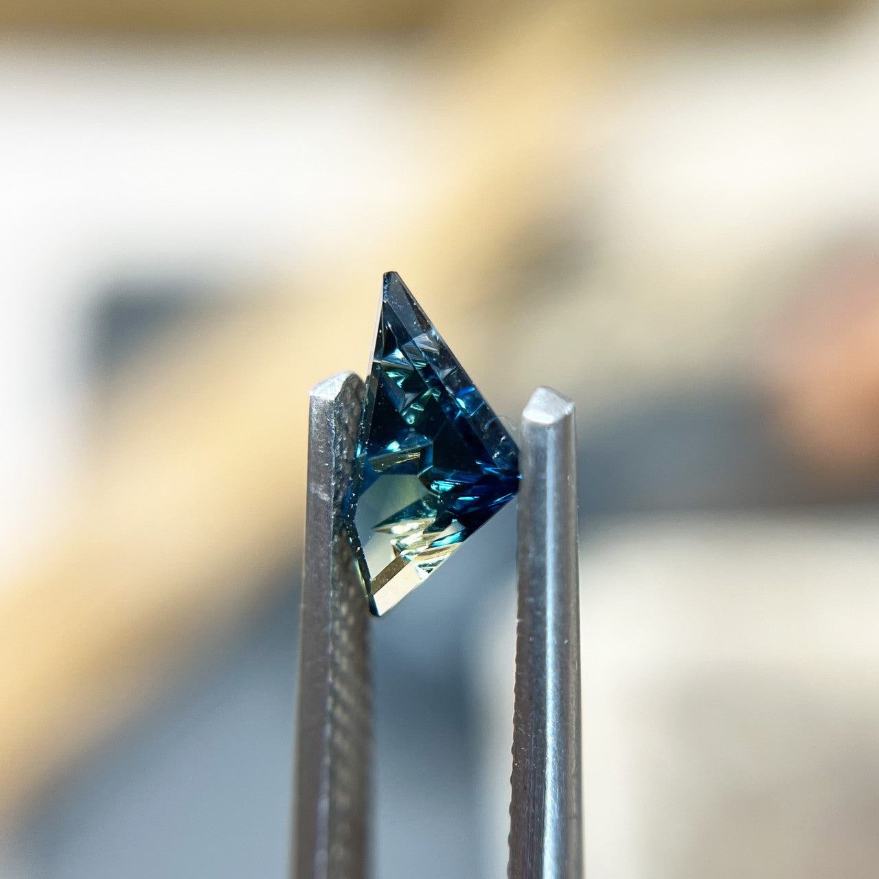 Parti Color Blue Green Australian Sapphire Dreamscape™ Cut by John Dyer