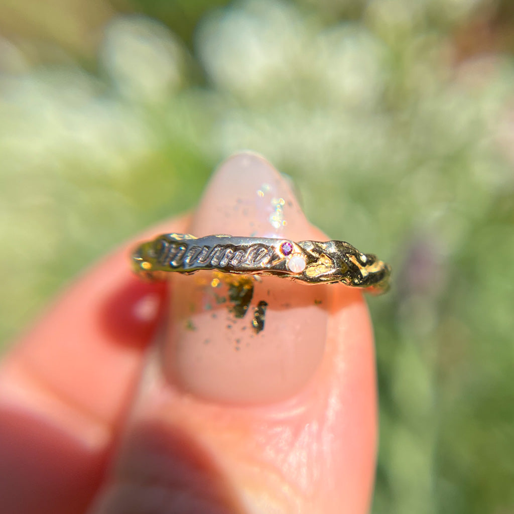 Mama Birthstone Signet Ring