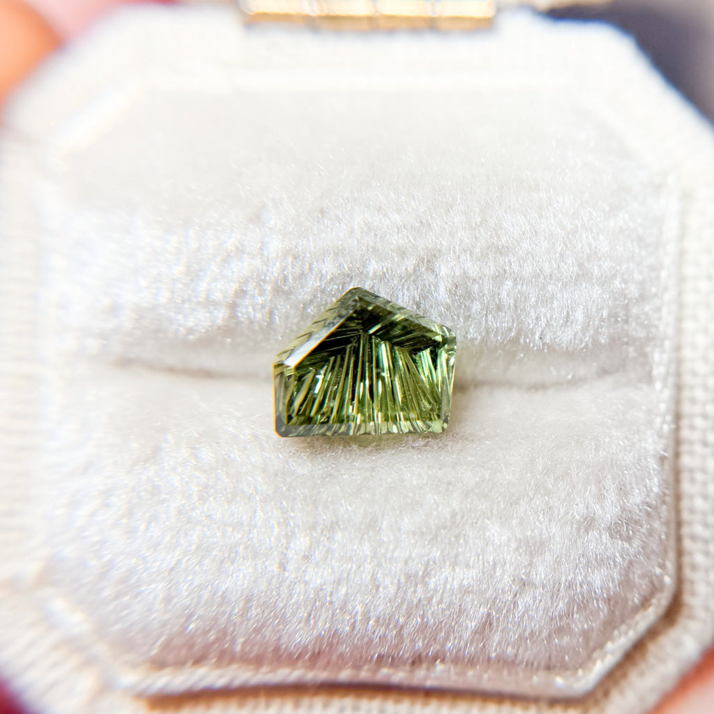 Fresh Green Australian Sapphire Dreamscape™ Cut by John Dyer