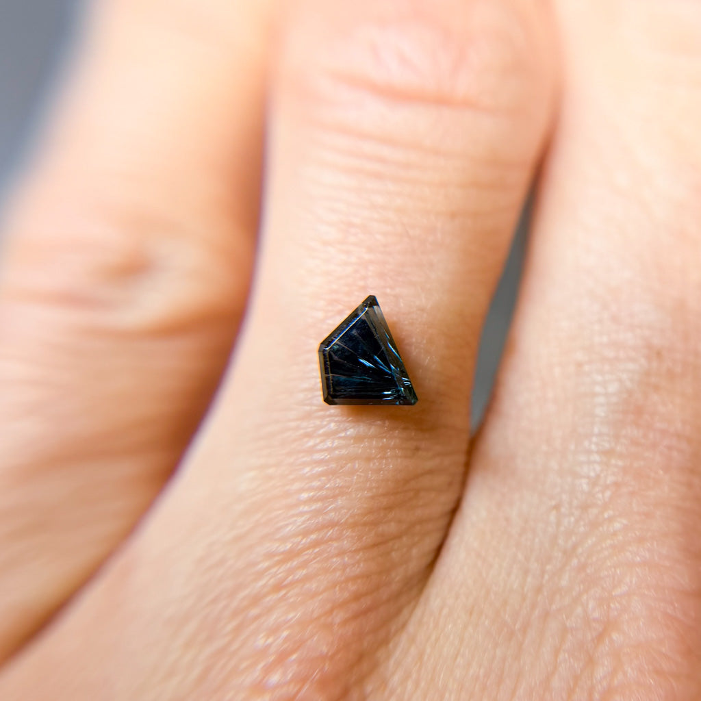 Azure Blue Australian Sapphire Dreamscape™ Cut by John Dyer