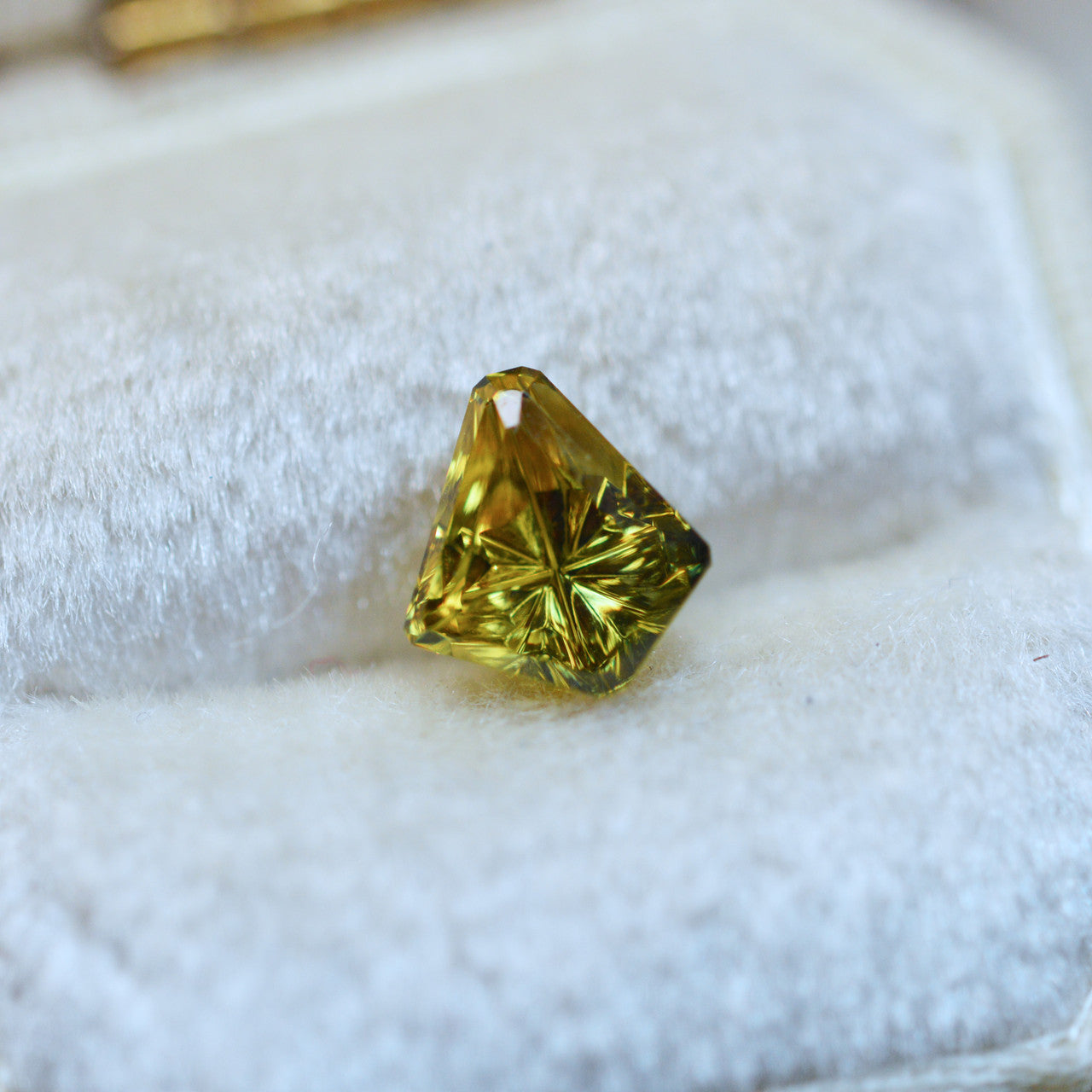 Golden Lime Green Parti Color Australian Sapphire StarBrite™ Cut by John Dyer