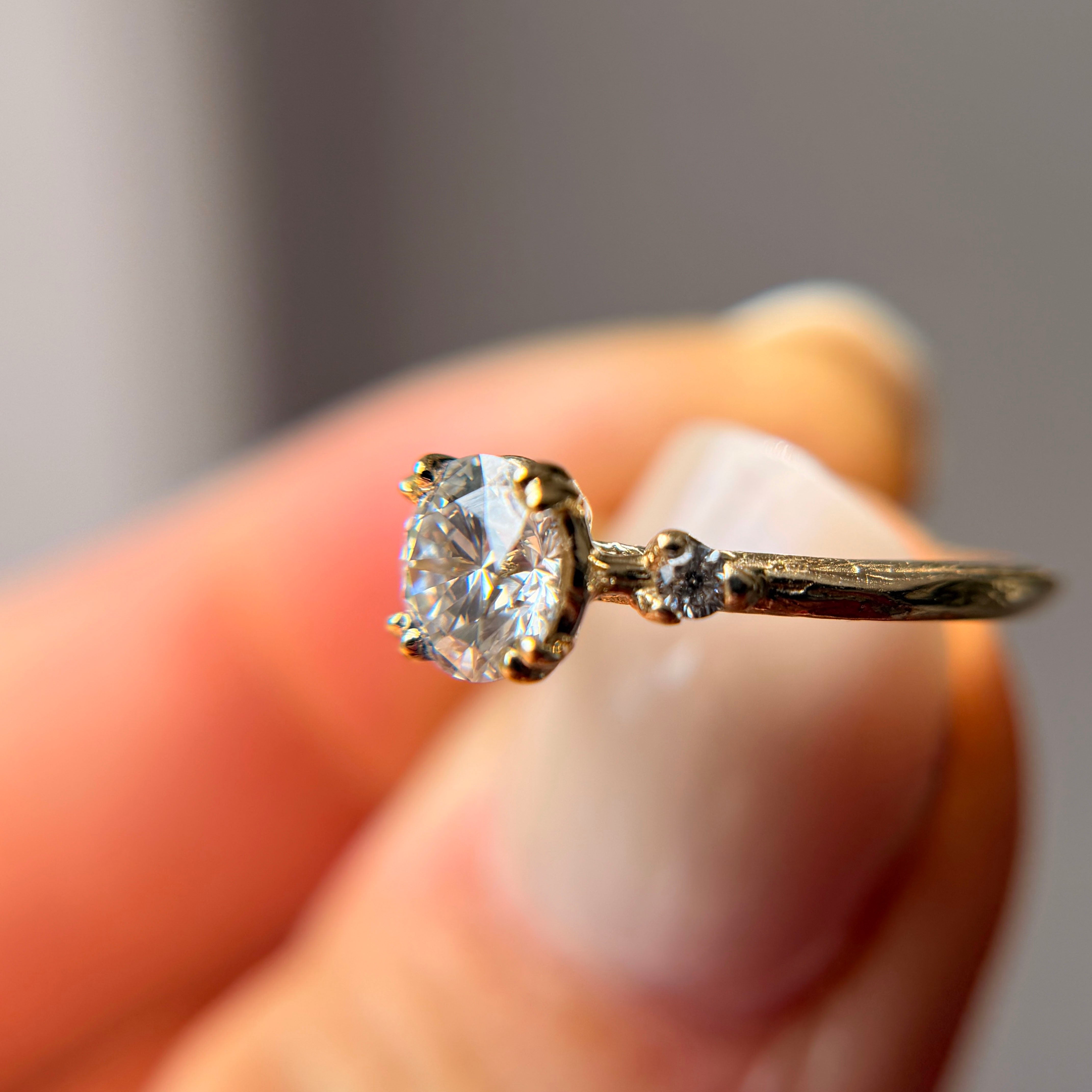 Aveline Diamond Trio