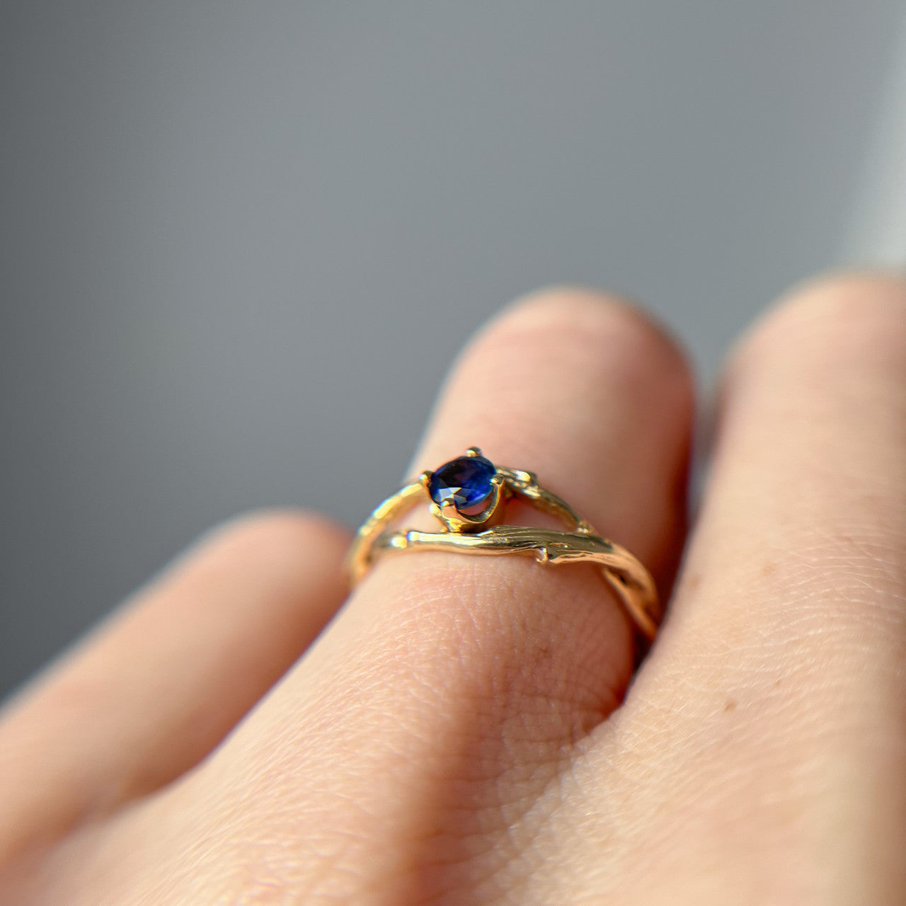 Petite Unity w/Sapphire