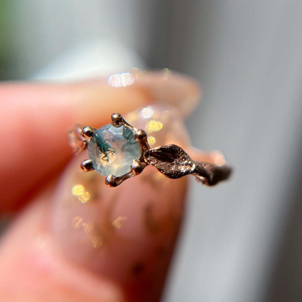 Flora Moss Agate Ring