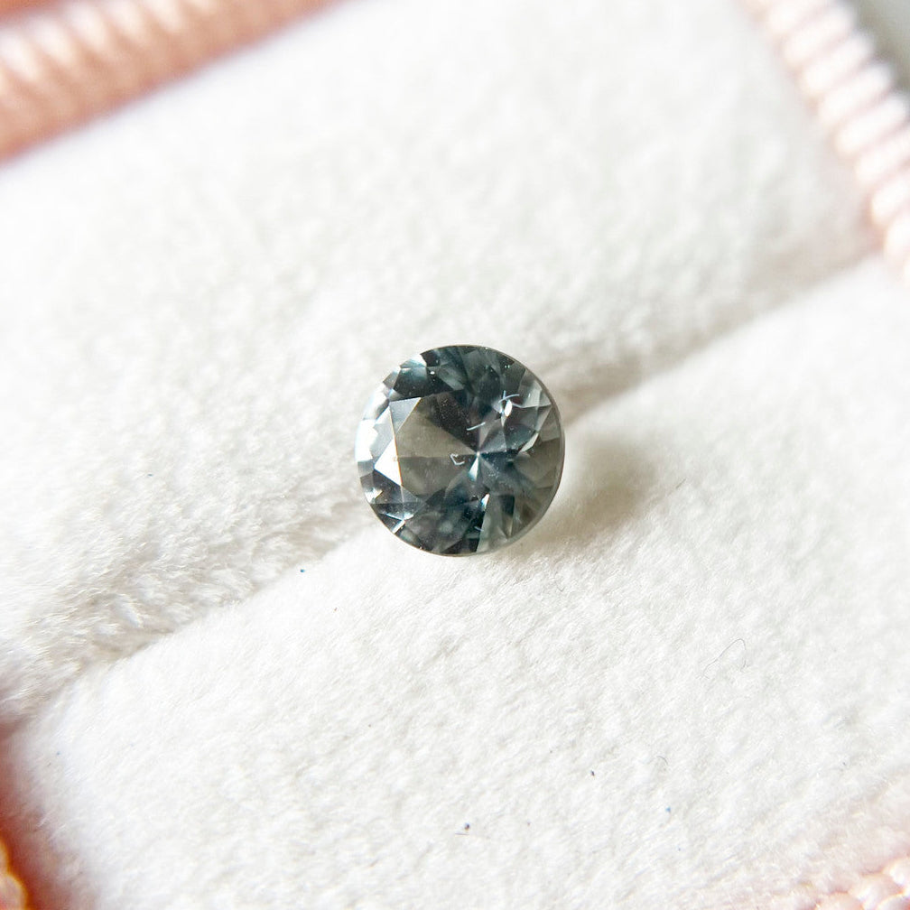 Round Light Green Montana Sapphire