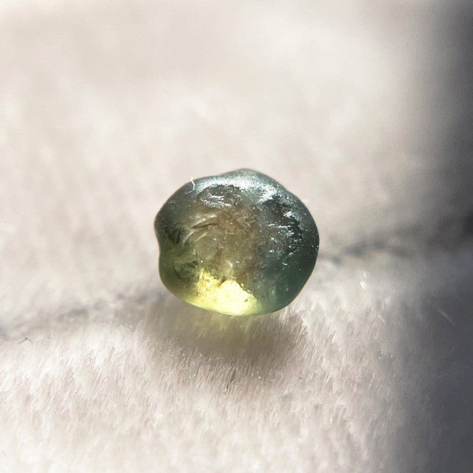 Rough Australian Bicolor Green Blue Sapphire