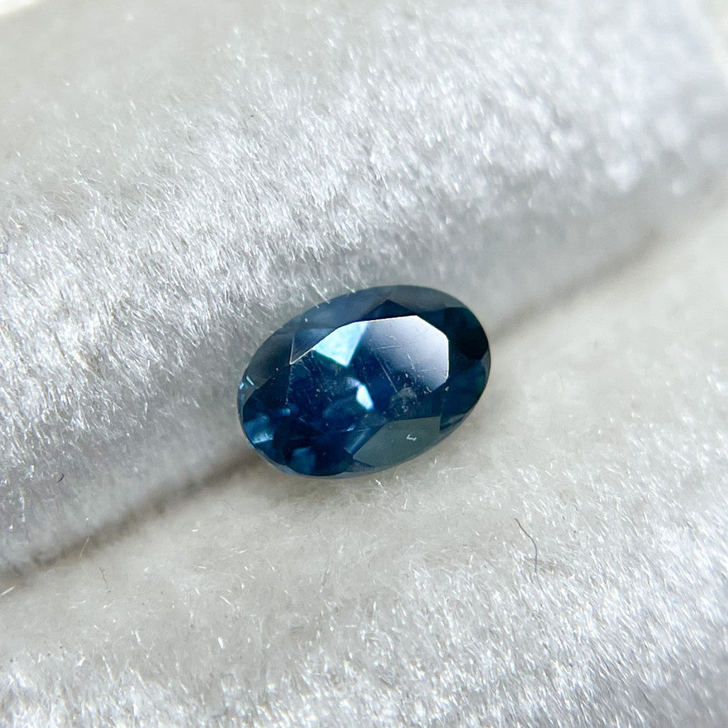 Oval Denim Blue Montana Sapphire