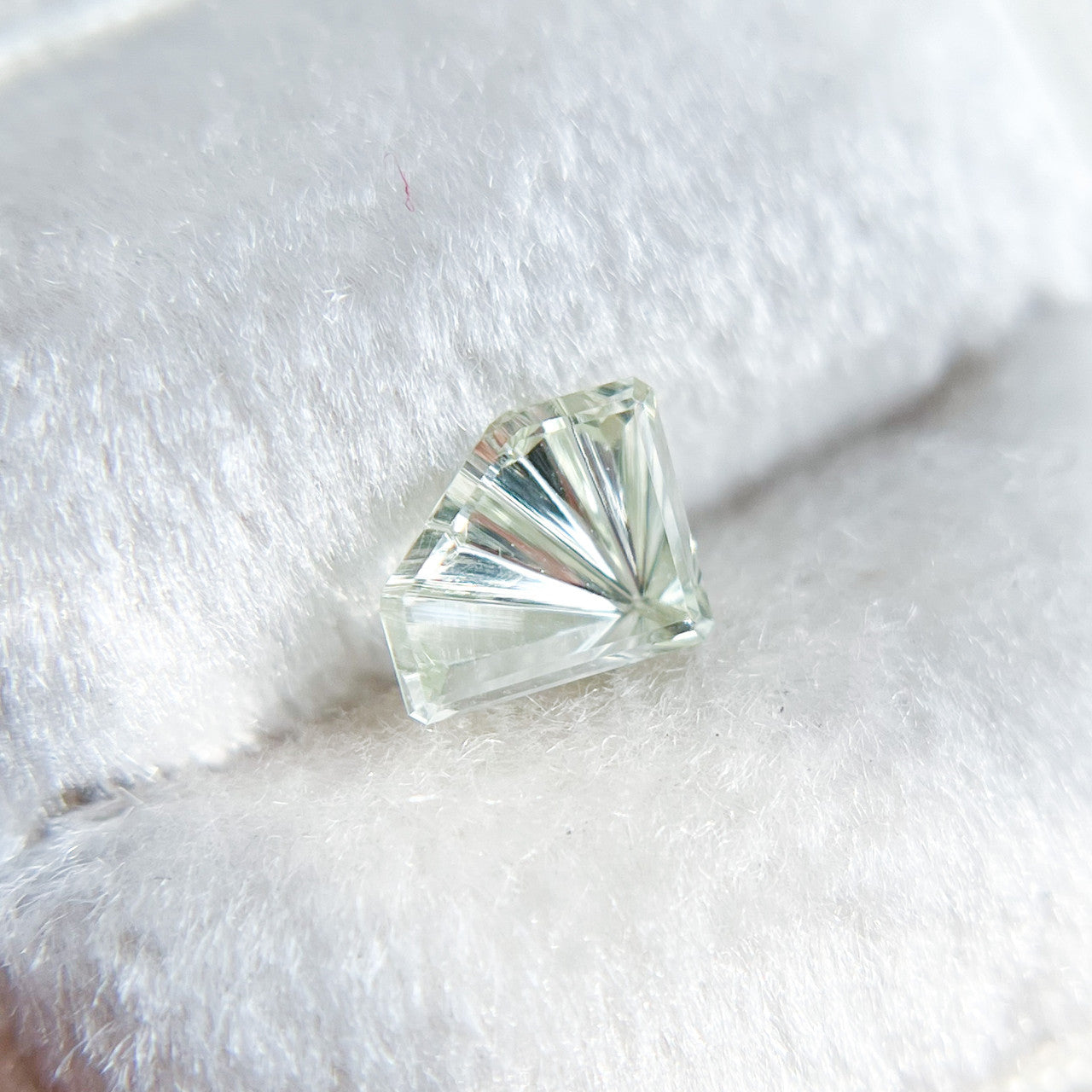 Light Yellow Sapphire Freeform Dreamscape™ Cut by John Dyer
