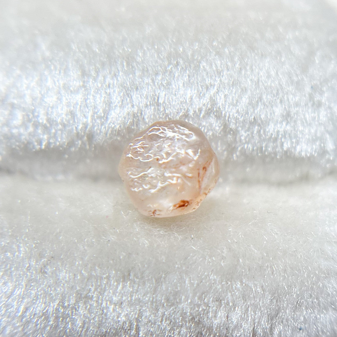 Uncut Peach Montana Sapphire