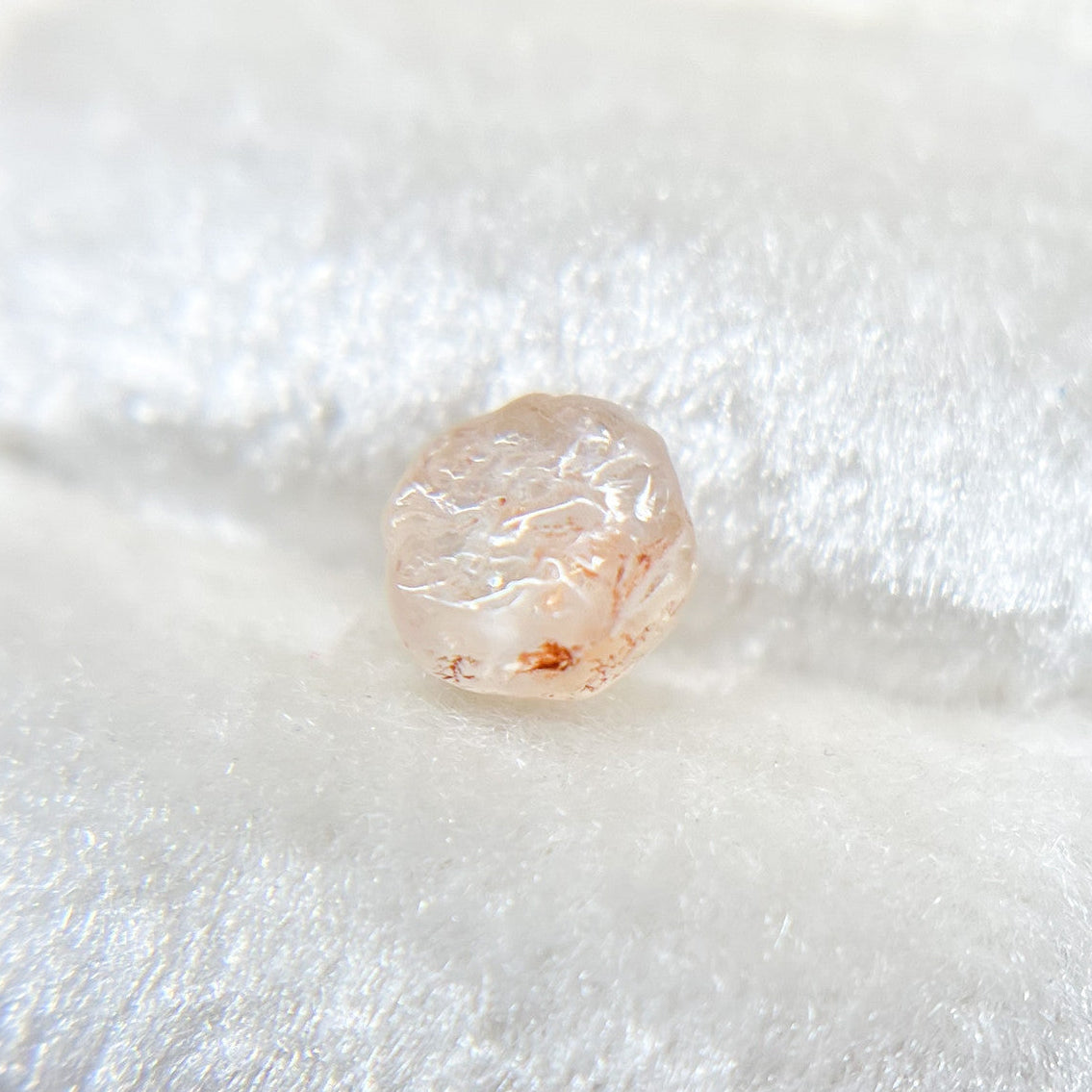 Uncut Peach Montana Sapphire