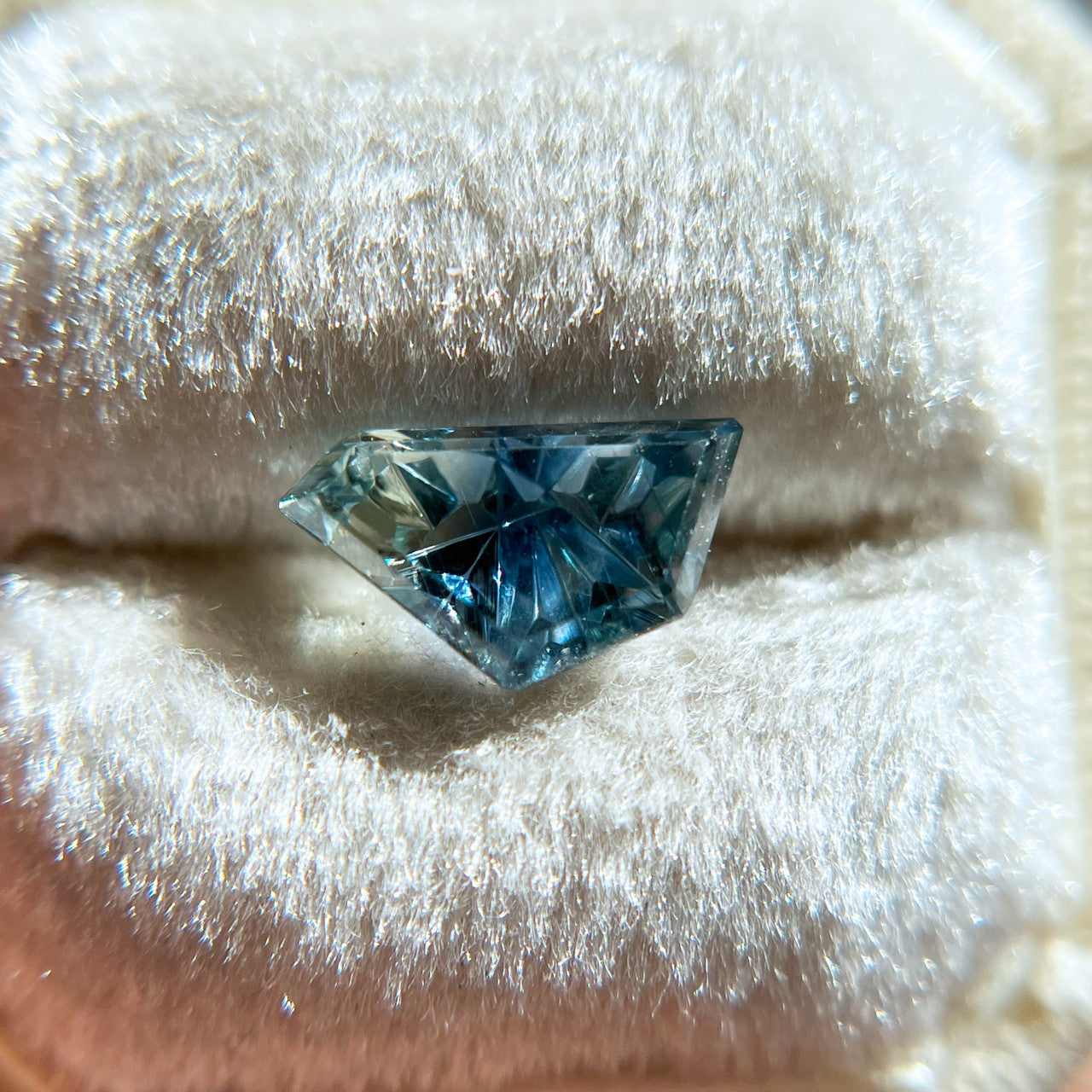 Teal Blue Lime Parti Color Freeform Sapphire Dreamscape™ Cut by  John Dyer