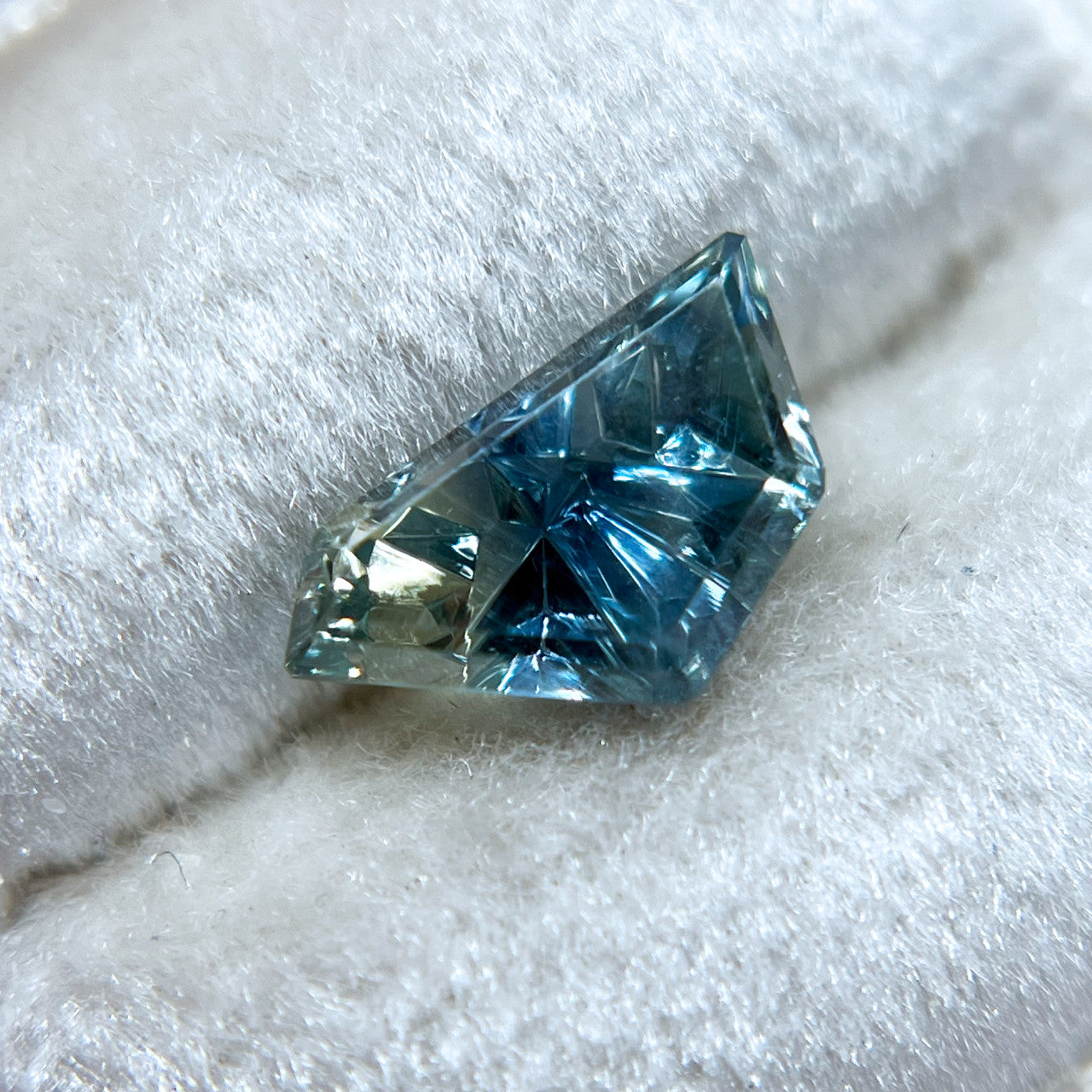 Teal Blue Lime Parti Color Freeform Sapphire Dreamscape™ Cut by  John Dyer