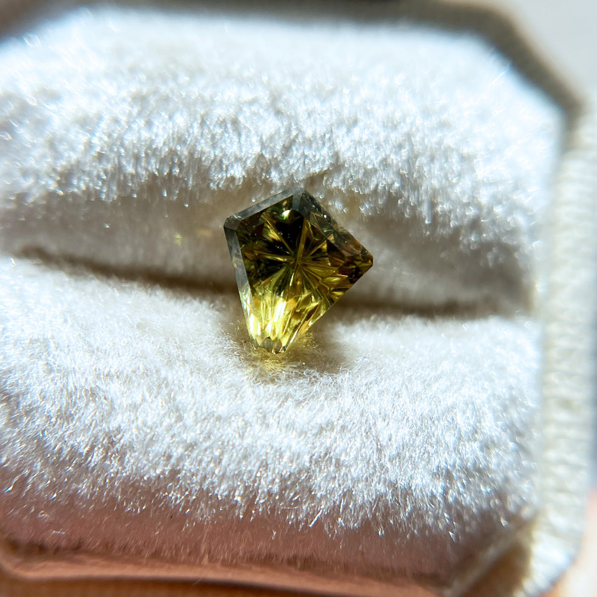 Golden Lime Green Parti Color Australian Sapphire StarBrite™ Cut by  John Dyer