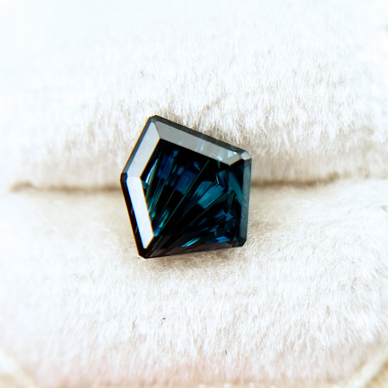 Ethereal Blue Freeform Australian Sapphire Dreamscape™ Cut by  John Dyer