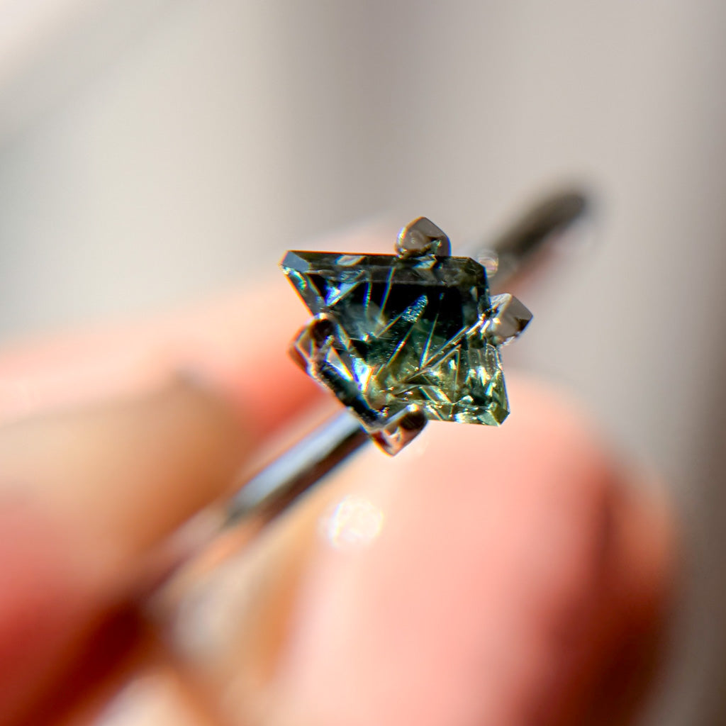 Parti Color Abyssal Teal Australian Sapphire Dreamscape™ Cut by John Dyer
