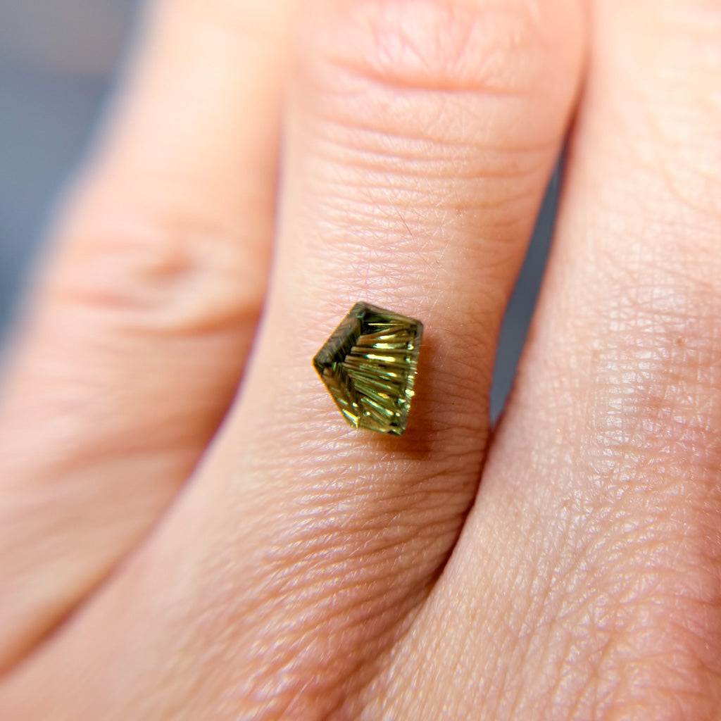 Fresh Green Australian Sapphire Dreamscape™ Cut by John Dyer
