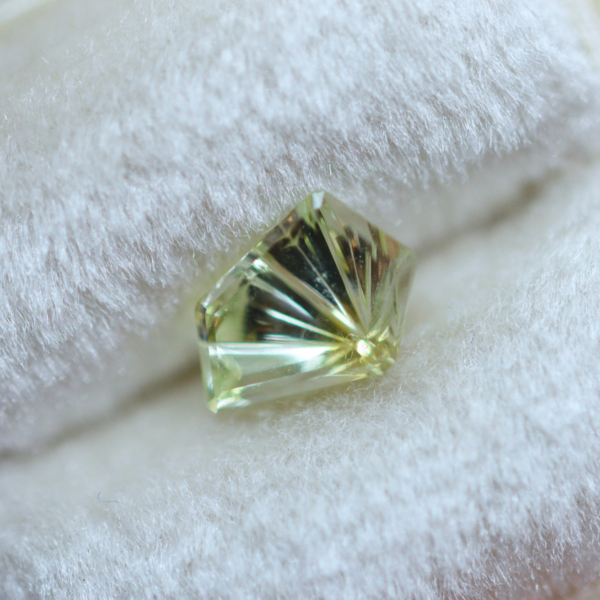 Yellow Green Montana Sapphire Freeform Dreamscape™ Cut by  John Dyer