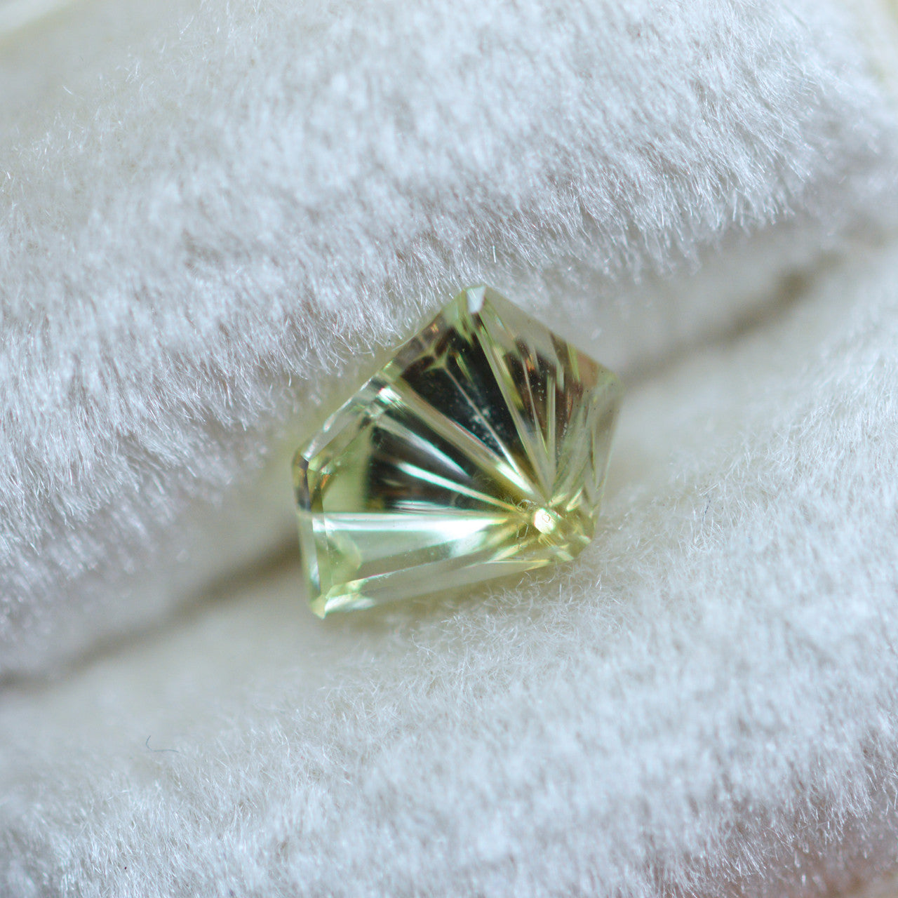 Yellow Green Montana Sapphire Freeform Dreamscape™ Cut by  John Dyer