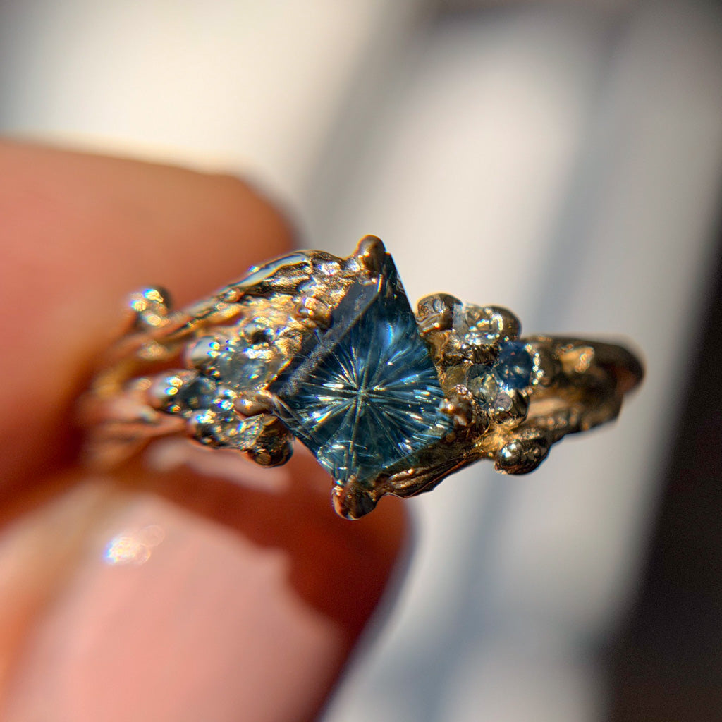 OOAK - Feyre Cluster Ring with a Celestial Blue Australian Sapphire Starbrite™ Cut by John Dyer
