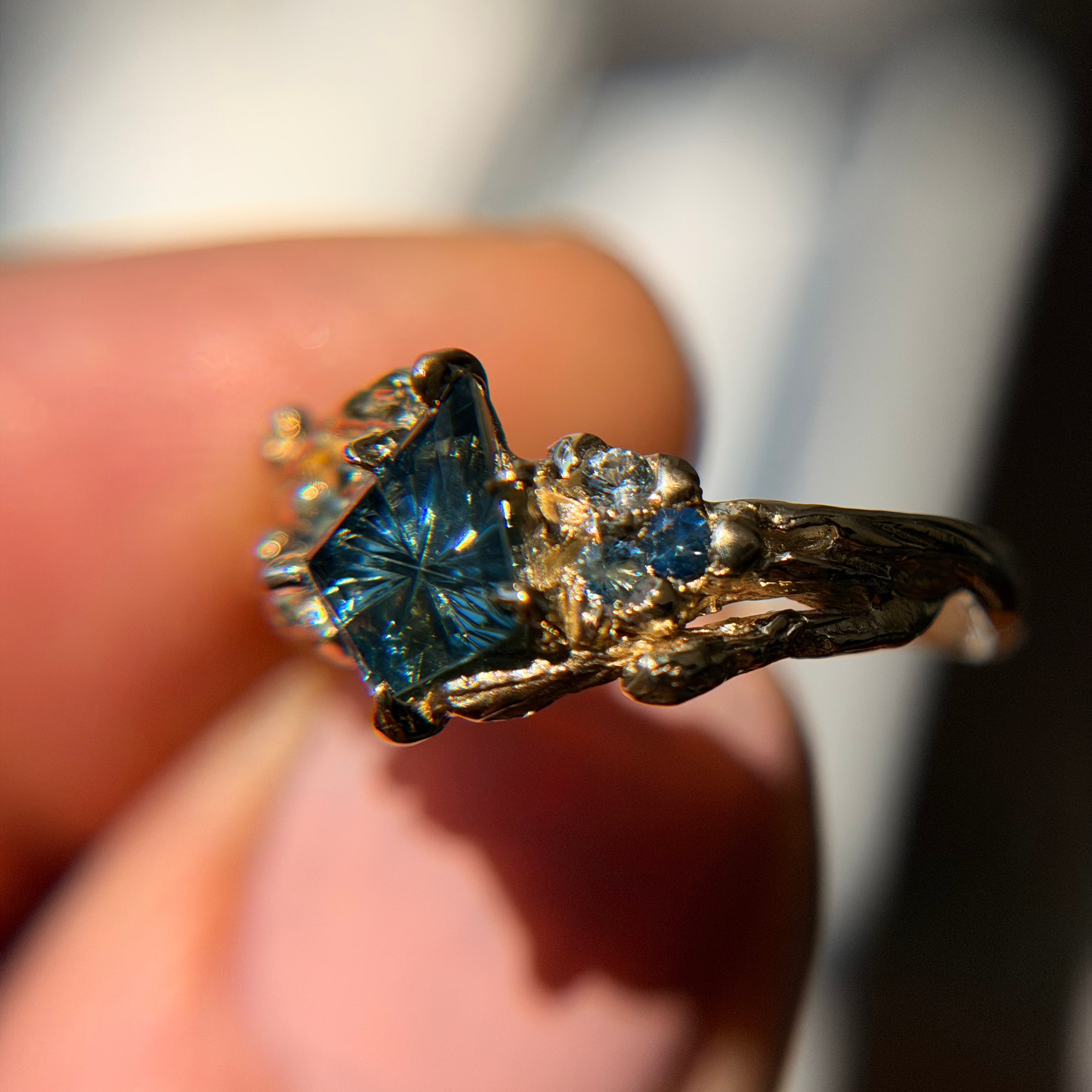 OOAK - Feyre Cluster Ring with a Celestial Blue Australian Sapphire Starbrite™ Cut by John Dyer