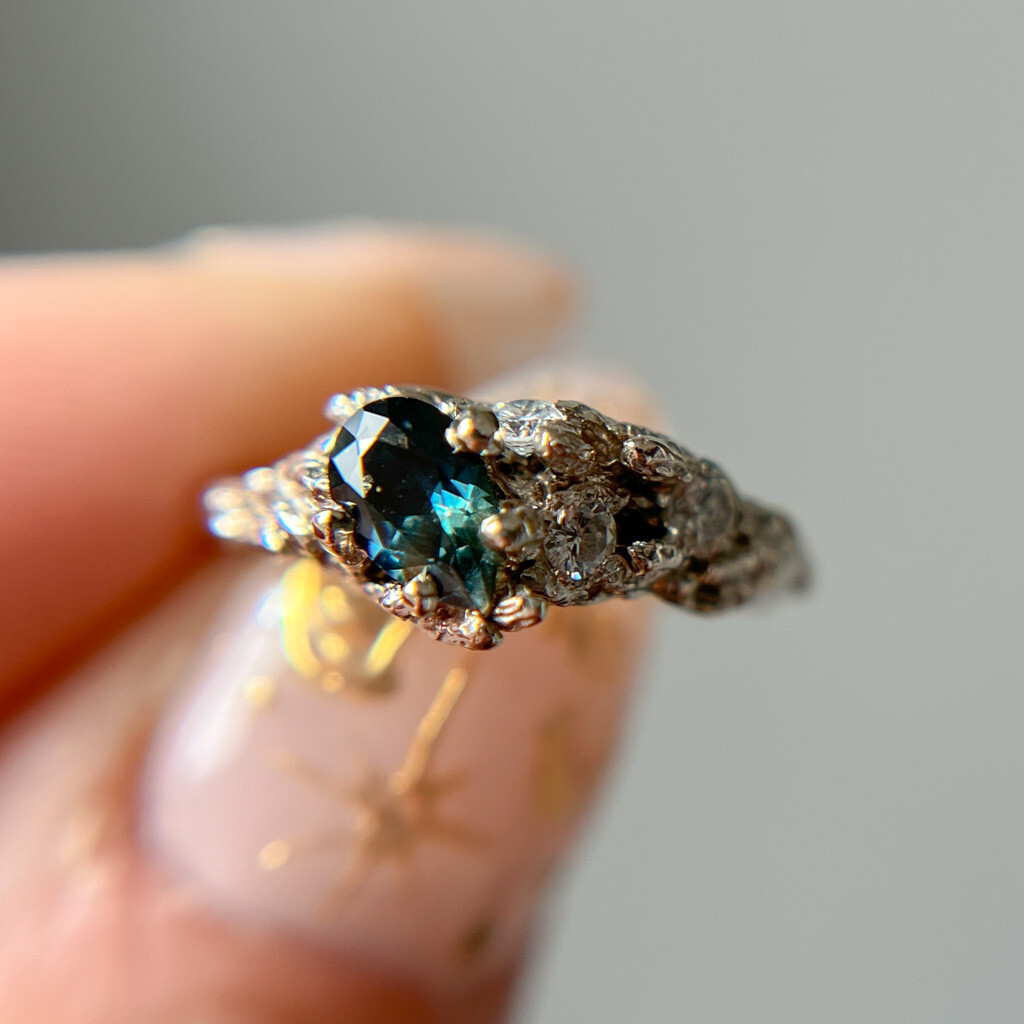 juniper teal sapphire cluster ring in platinum